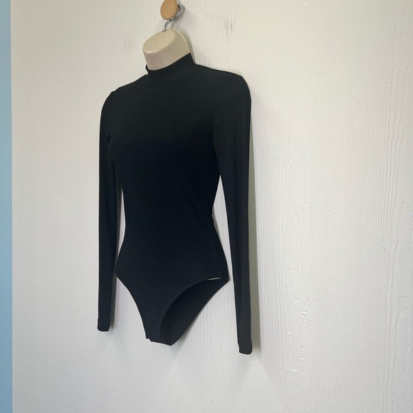 H&M - NWT Ribbed Black Mock Neck Long Sleeve Snap Closure Bodysuit Size XS - Picture 6 of 12